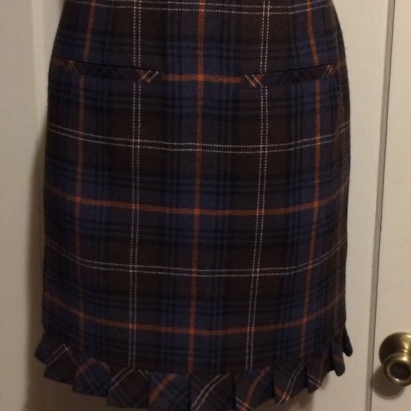 CAbi Skirt 6 Wool Blend Plaid Ruffle Brown Multi - Picture 8 of 8